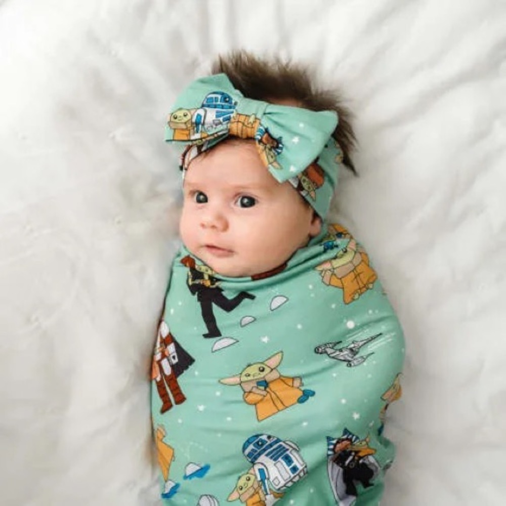 LS Grogu & Friends Swaddle/Headband Bow Set